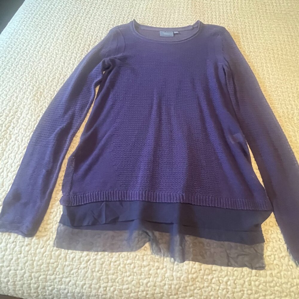 Ladies Simply Vera Wang Tunic Sweater, Purple in color Size Medium NWT